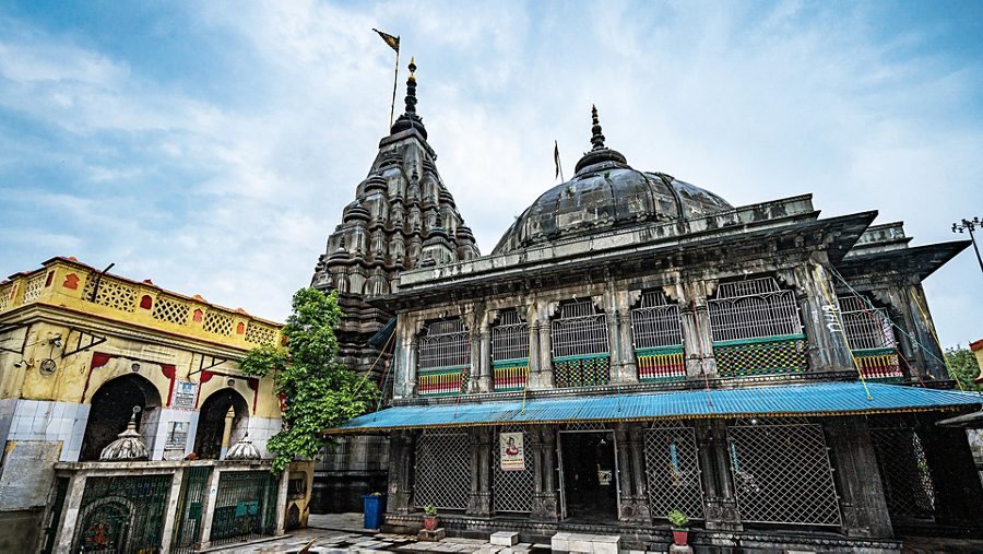Vishnupad Temple, Gaya