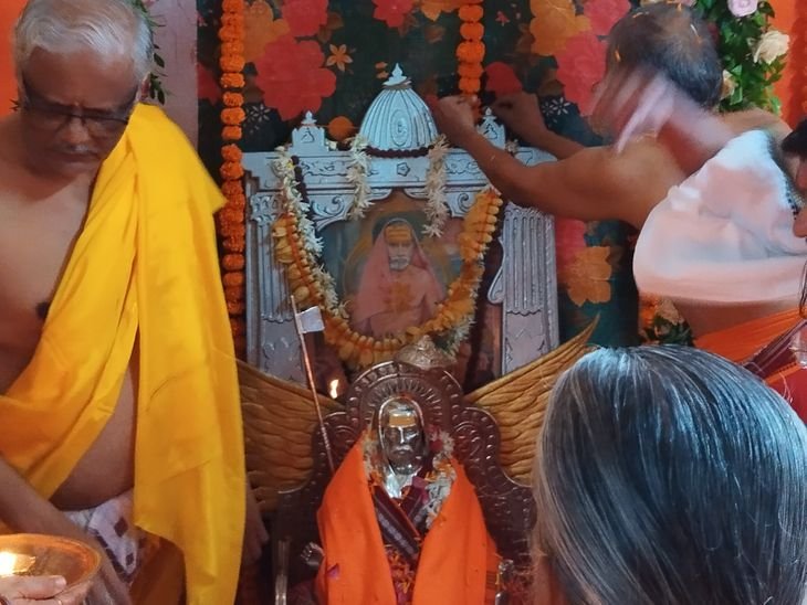 Shri Vasudevanand Saraswati Samadhi, Garudeshwar