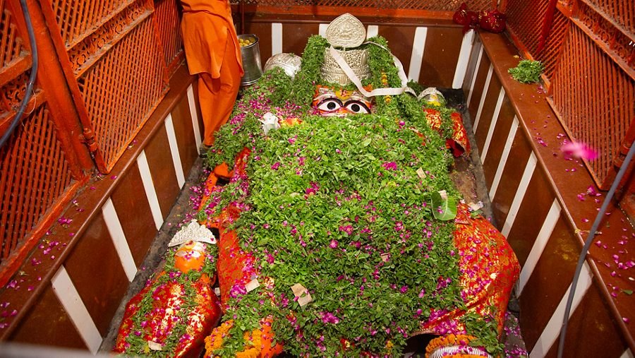 Bade Hanuman Ji Temple in Prayagraj